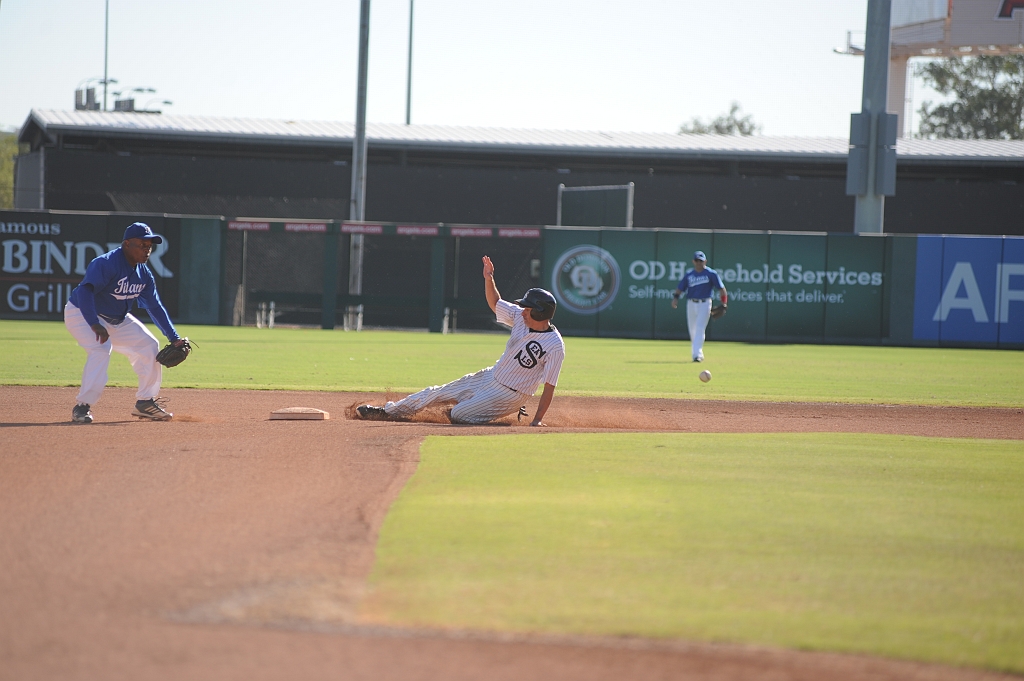 Seals_World_Series_2016 (306).JPG - (c)2010 DeVetter